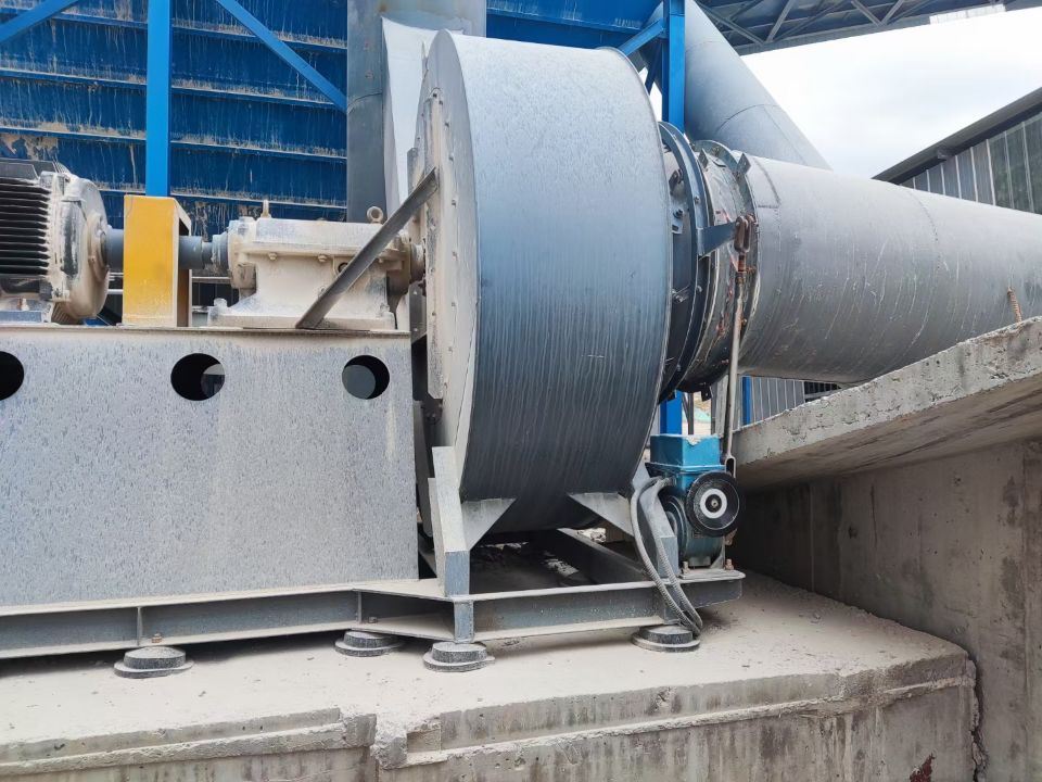 FRY electric quarter-turn actuator FRY electric quarter-turn actuator